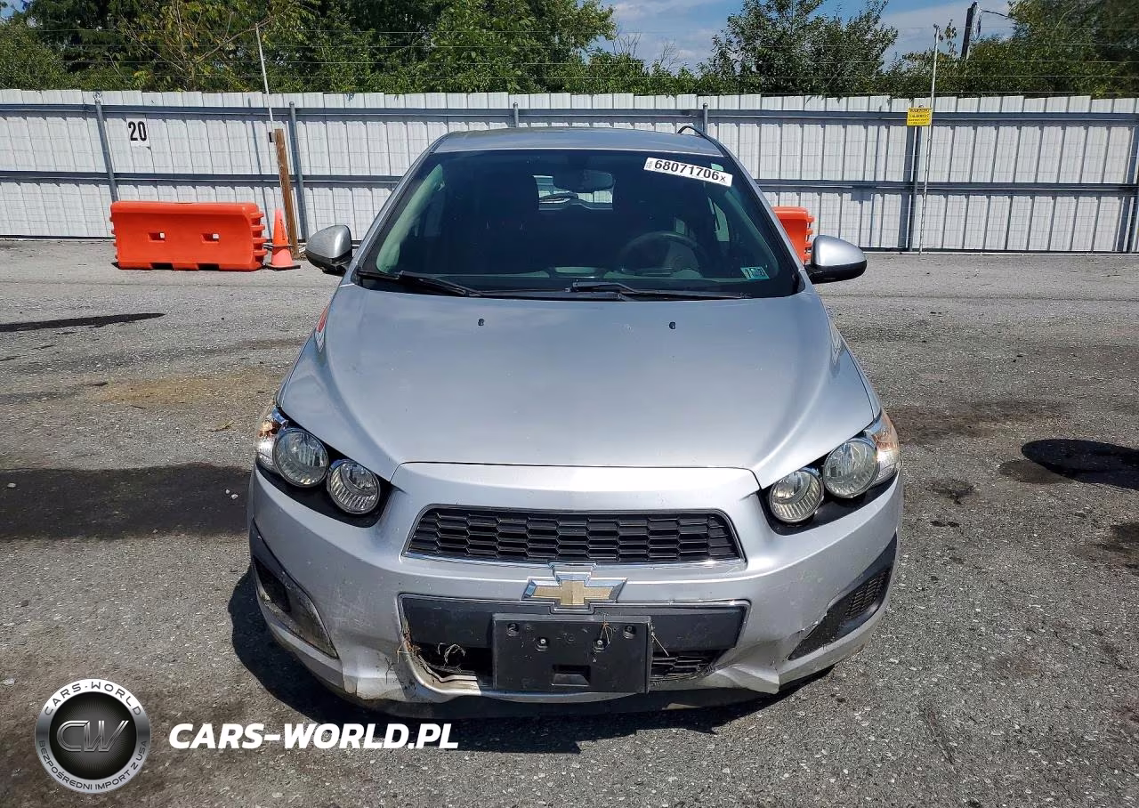 2016 Chevrolet Sonic Lt VIN:1G1JC6SG1G4157749 - 5