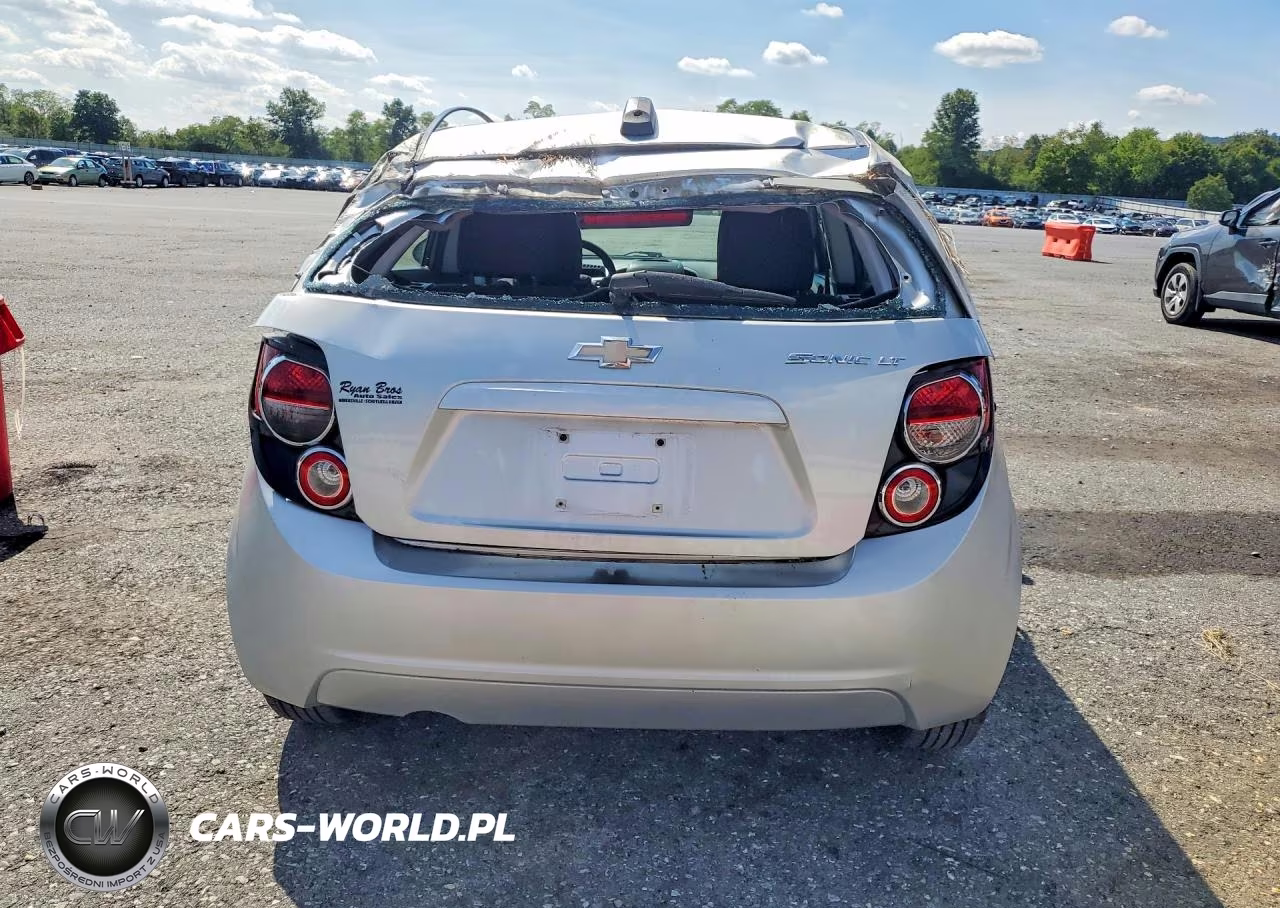 2016 Chevrolet Sonic Lt VIN:1G1JC6SG1G4157749 - 6