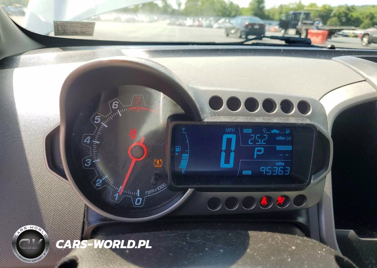 2016 Chevrolet Sonic Lt VIN:1G1JC6SG1G4157749 - 9