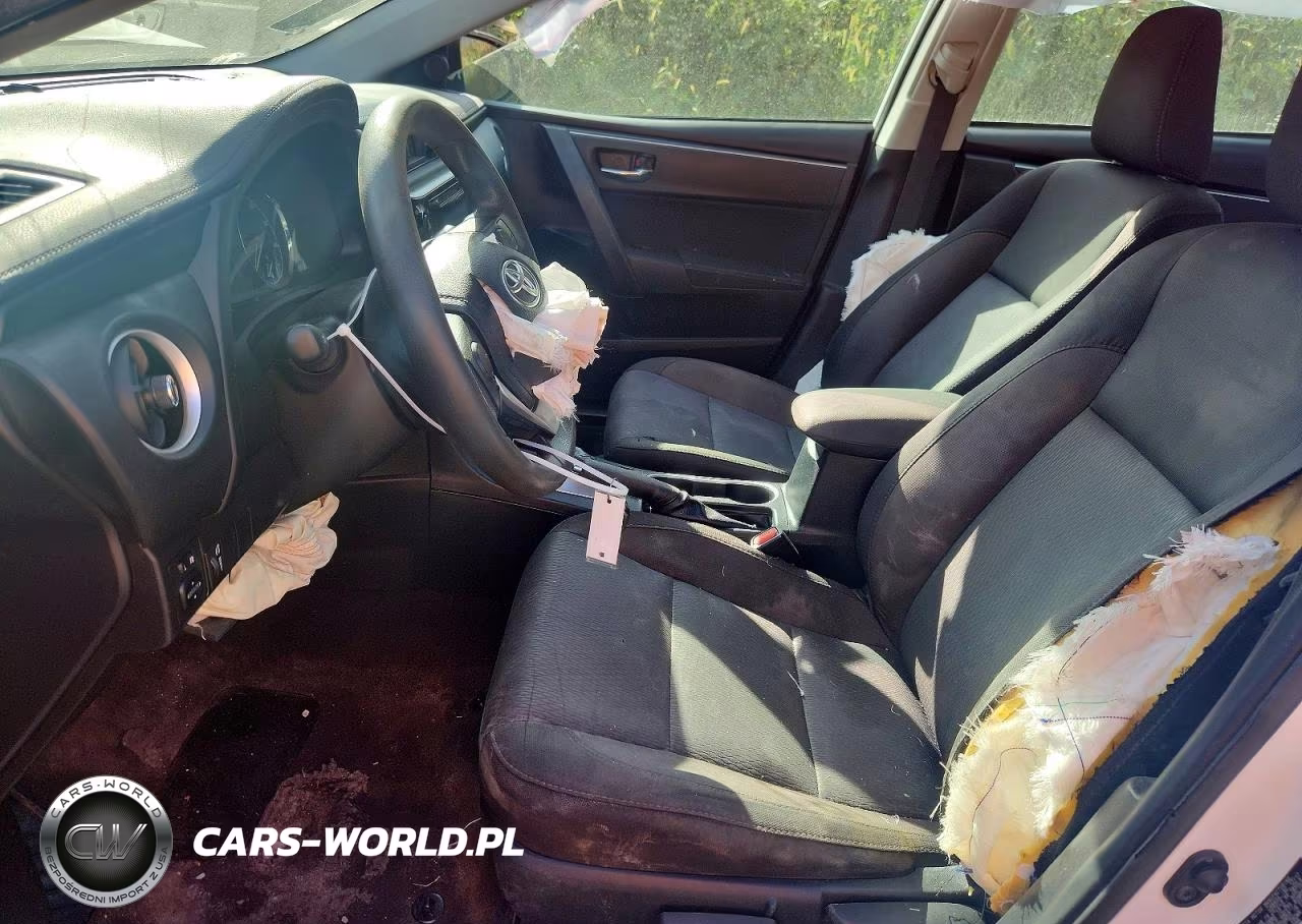 2018 Toyota Corolla Le VIN:2T1BURHE6JC034288 - 7