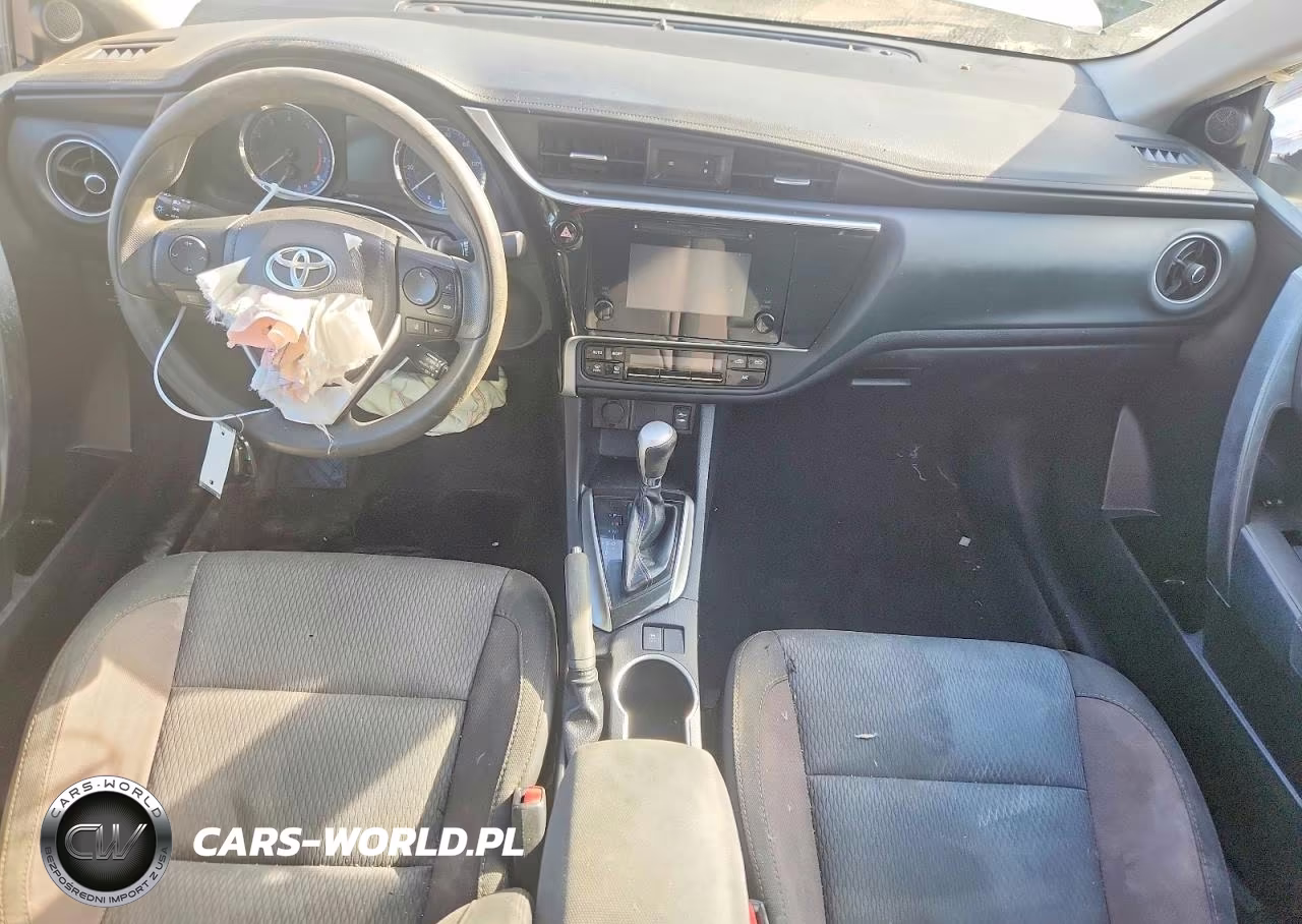 2018 Toyota Corolla Le VIN:2T1BURHE6JC034288 - 8