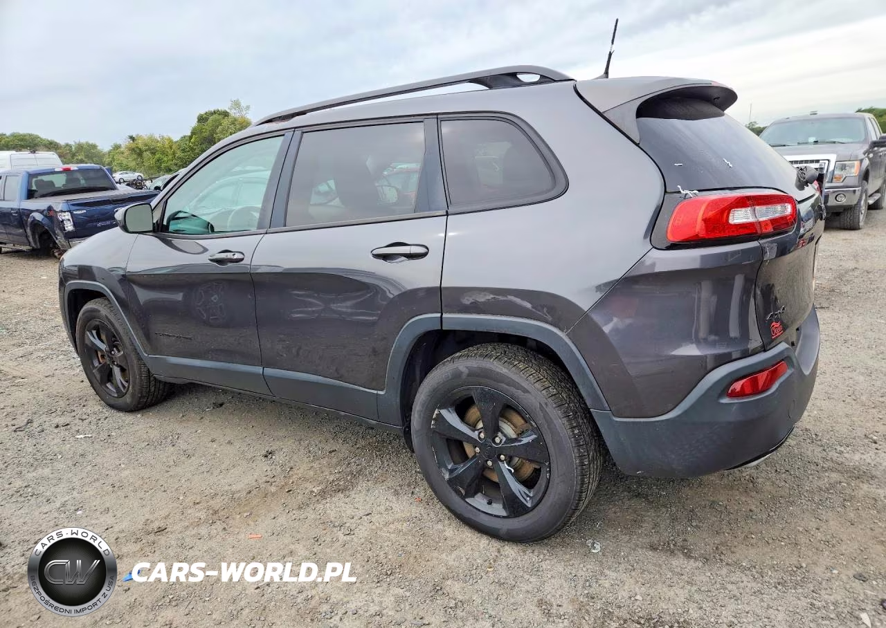 2016 Jeep Cherokee Latitude VIN:1C4PJMCS1GW198949 - 2