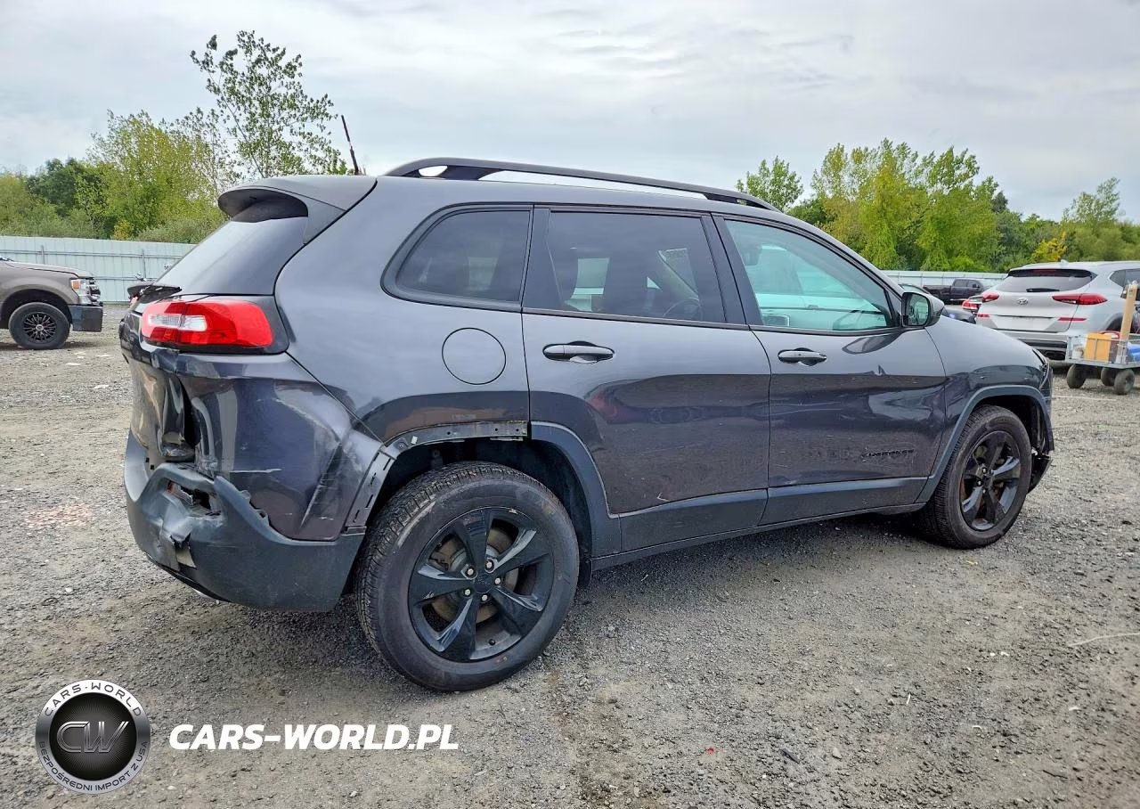 2016 Jeep Cherokee Latitude VIN:1C4PJMCS1GW198949 - 3