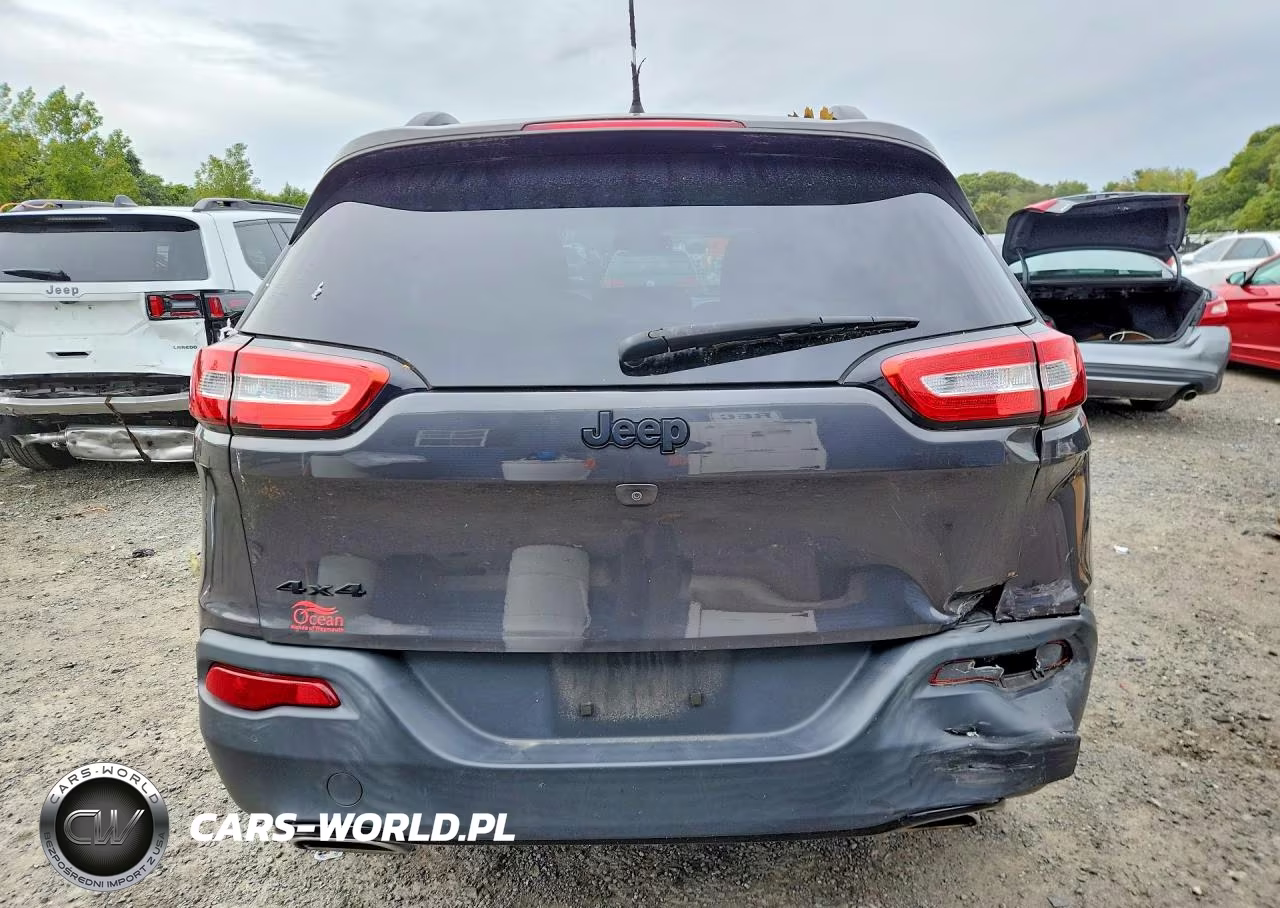 2016 Jeep Cherokee Latitude VIN:1C4PJMCS1GW198949 - 6