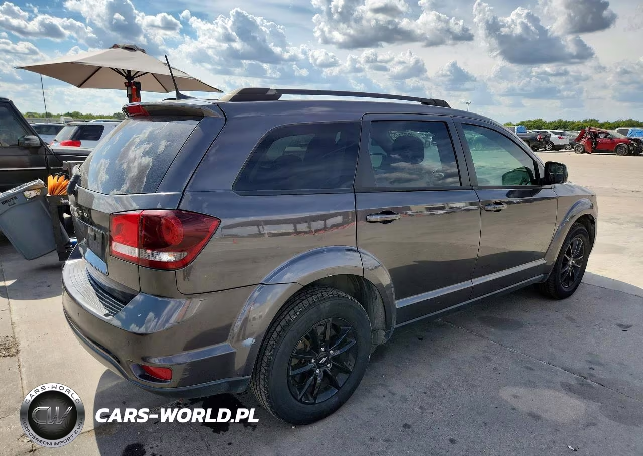 2019 Dodge Journey Se VIN:3C4PDCBB5KT871825 - 3