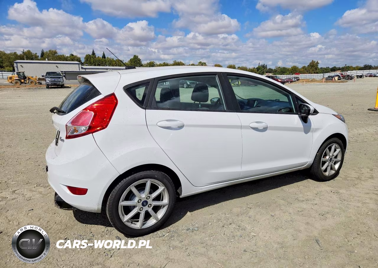 2019 Ford Fiesta Se VIN:3FADP4EJ9KM137840 - 3