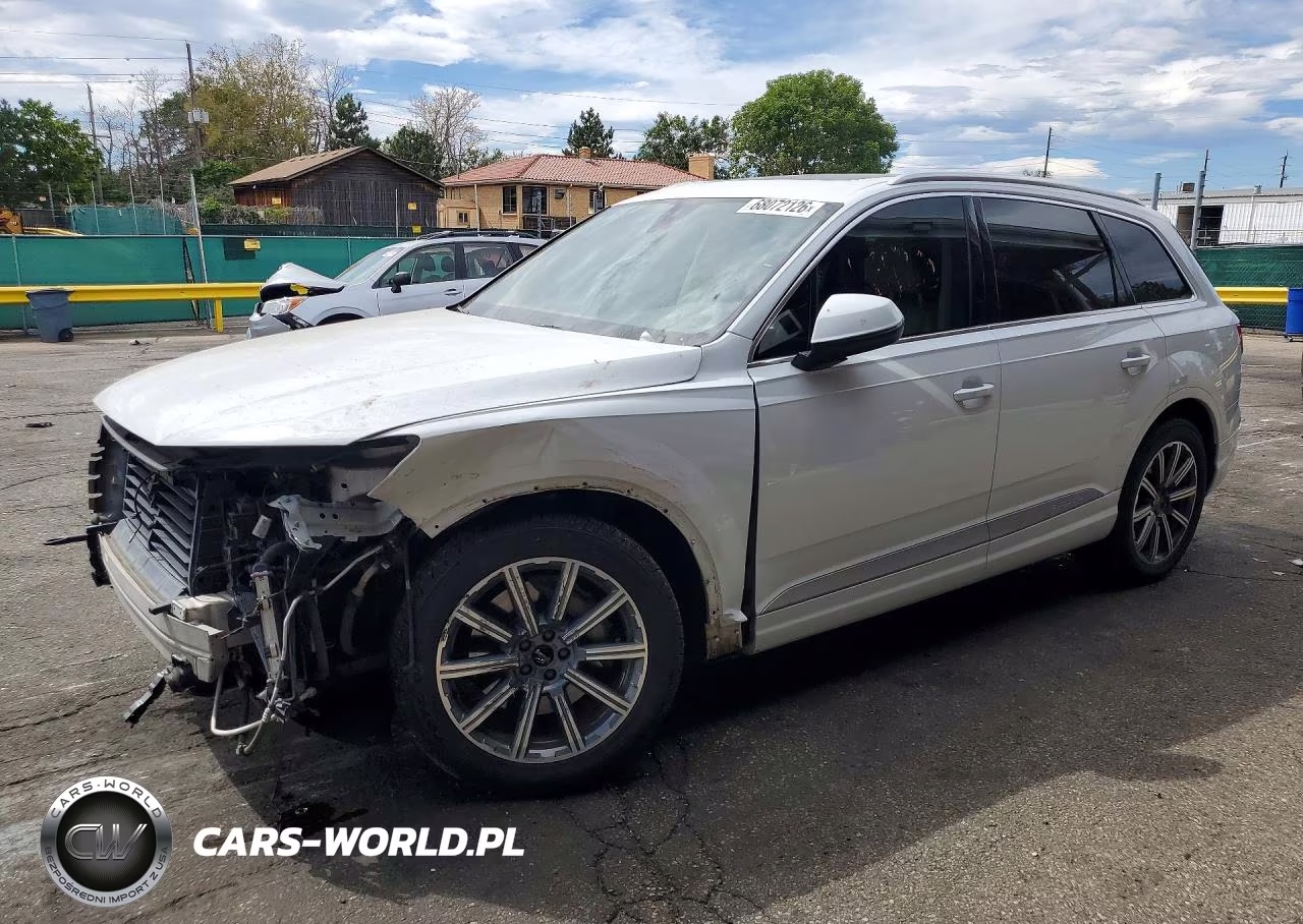 2018 Audi Q7 Premium Plus VIN:WA1LAAF78JD000210 - 1