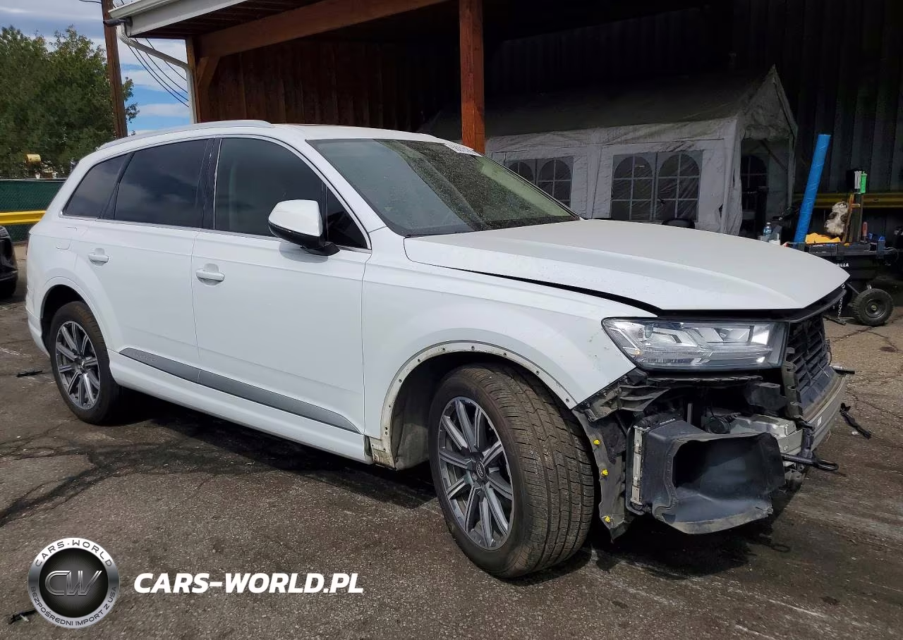 2018 Audi Q7 Premium Plus VIN:WA1LAAF78JD000210 - 4