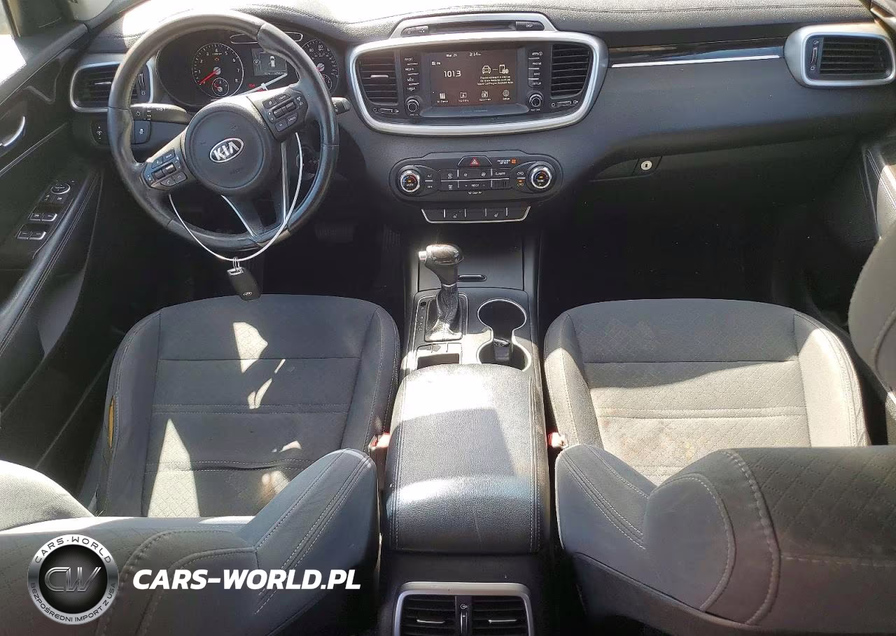 2017 Kia Sorento Lx VIN:5XYPG4A3XHG257442 - 8
