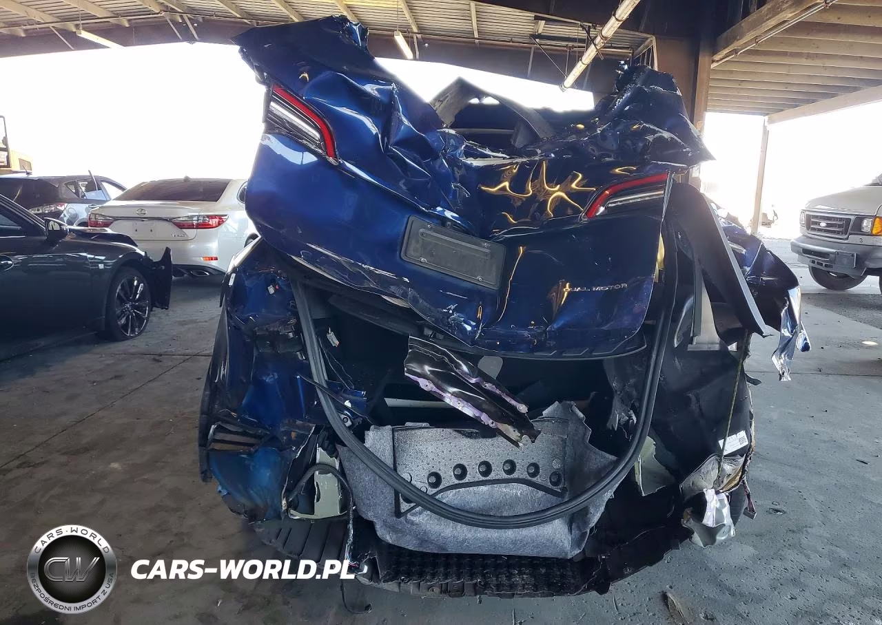 2022 Tesla Model Y VIN:7SAYGDEE5NF355770 - 6