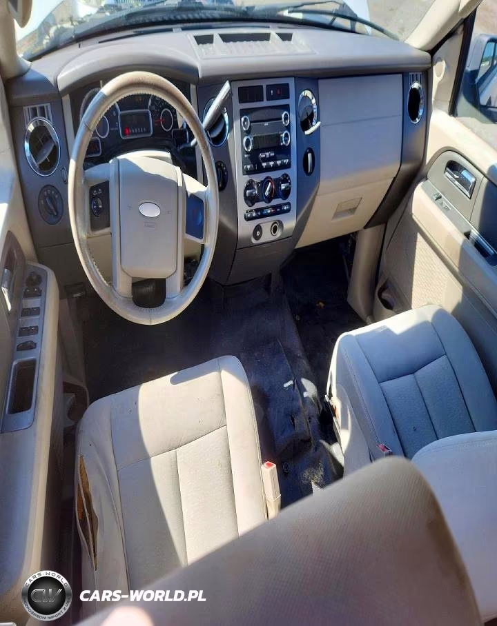 2008 Ford Expedition Xlt VIN:1FMFU16588LA07694 - 8