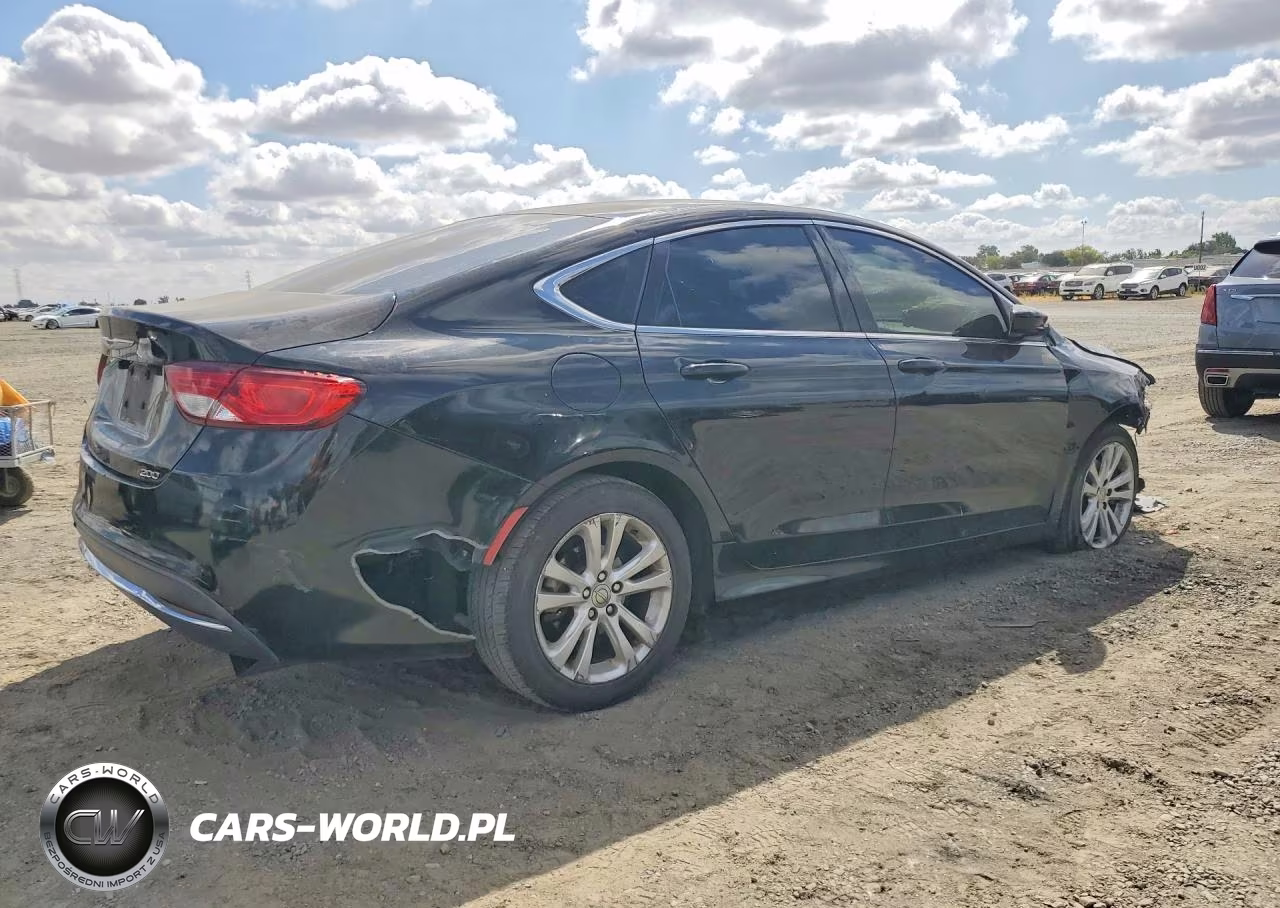 2015 Chrysler 200 Limited VIN:1C3CCCAB4FN630903 - 3