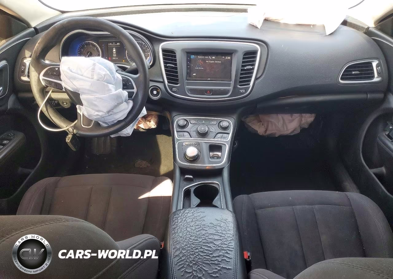 2015 Chrysler 200 Limited VIN:1C3CCCAB4FN630903 - 8