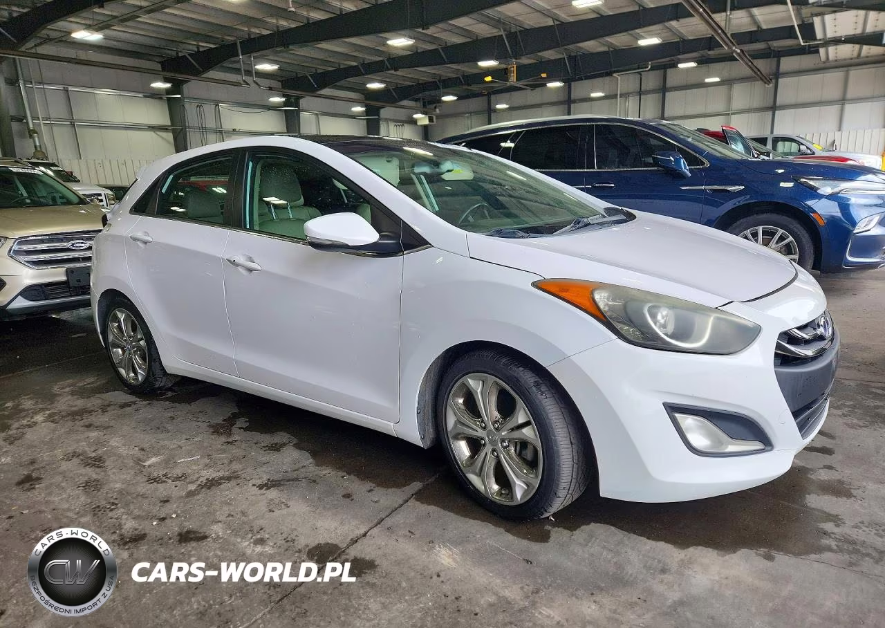2015 Hyundai Elantra Gt Base VIN:KMHD35LH1FU238413 - 4