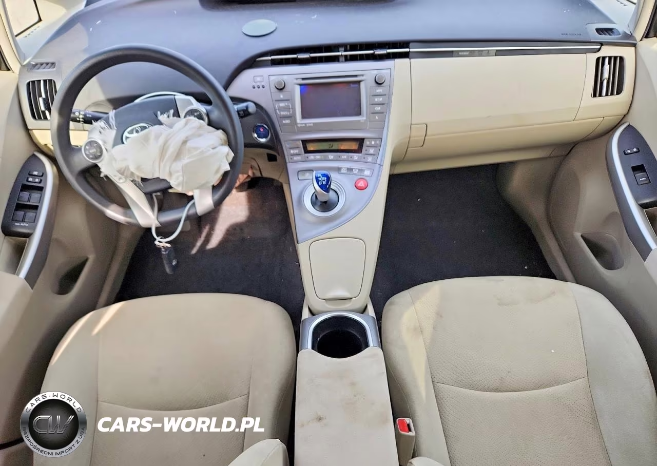2015 Toyota Prius Three VIN:JTDKN3DU3F1906865 - 8