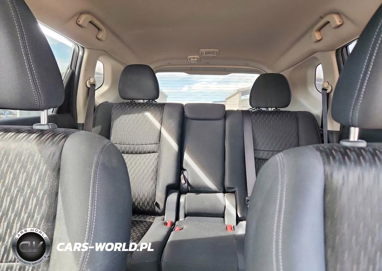 2019 Nissan Rogue S VIN:KNMAT2MT3KP549066 - 10