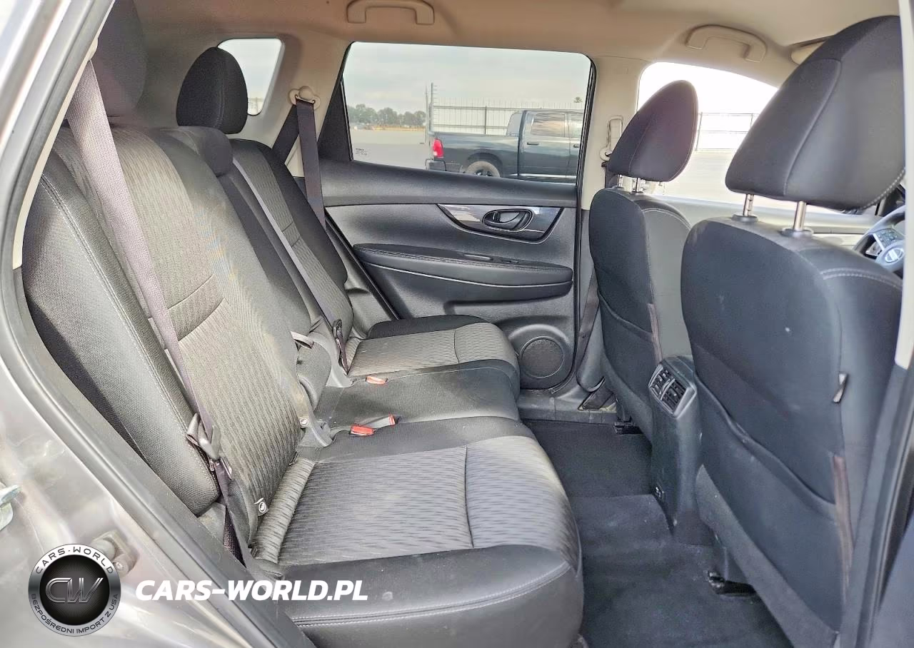 2019 Nissan Rogue S VIN:KNMAT2MT3KP549066 - 11