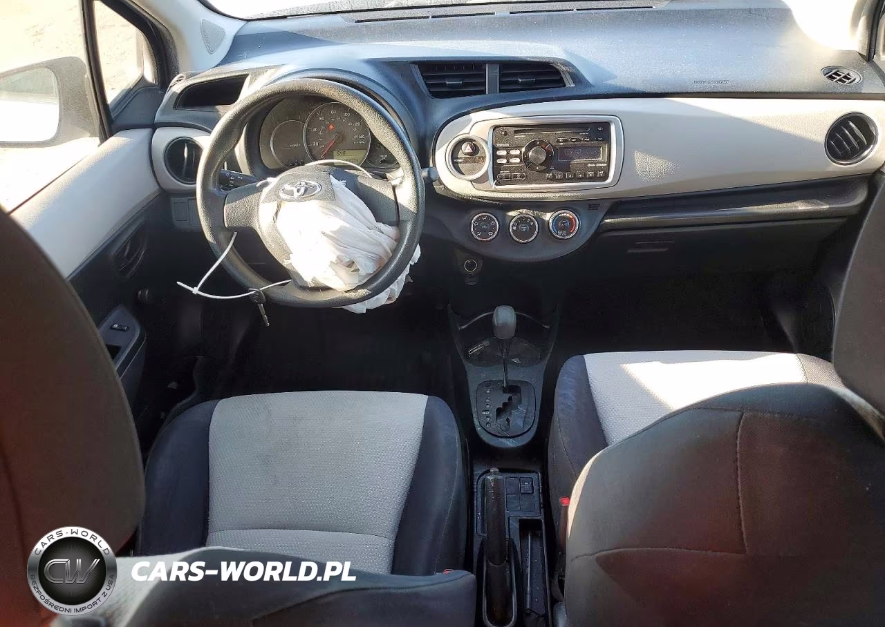 2013 Toyota Yaris 5-Door L VIN:JTDKTUD35DD548246 - 8