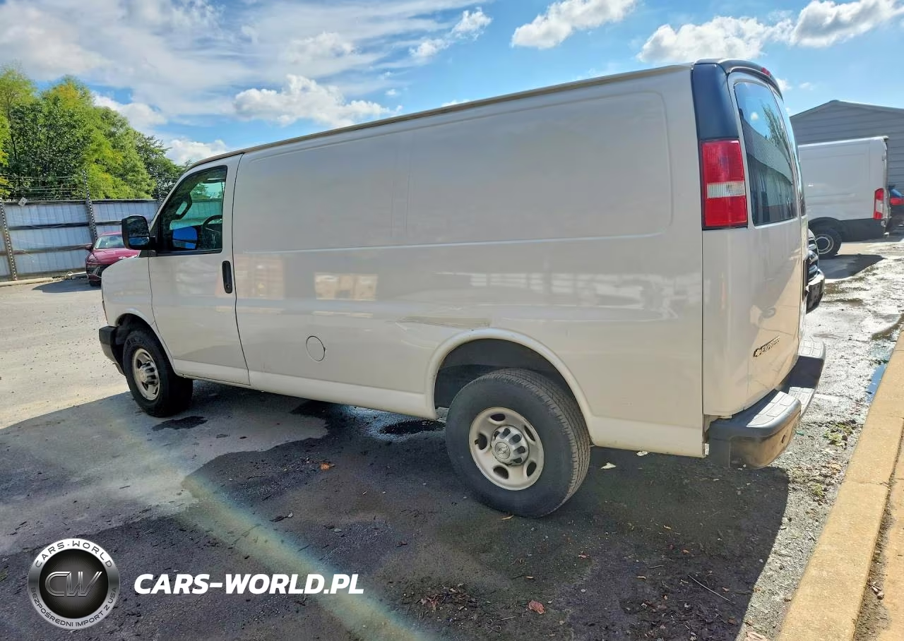 2019 Chevrolet Express G2500 VIN:1GCWGAFP3K1361090 - 2