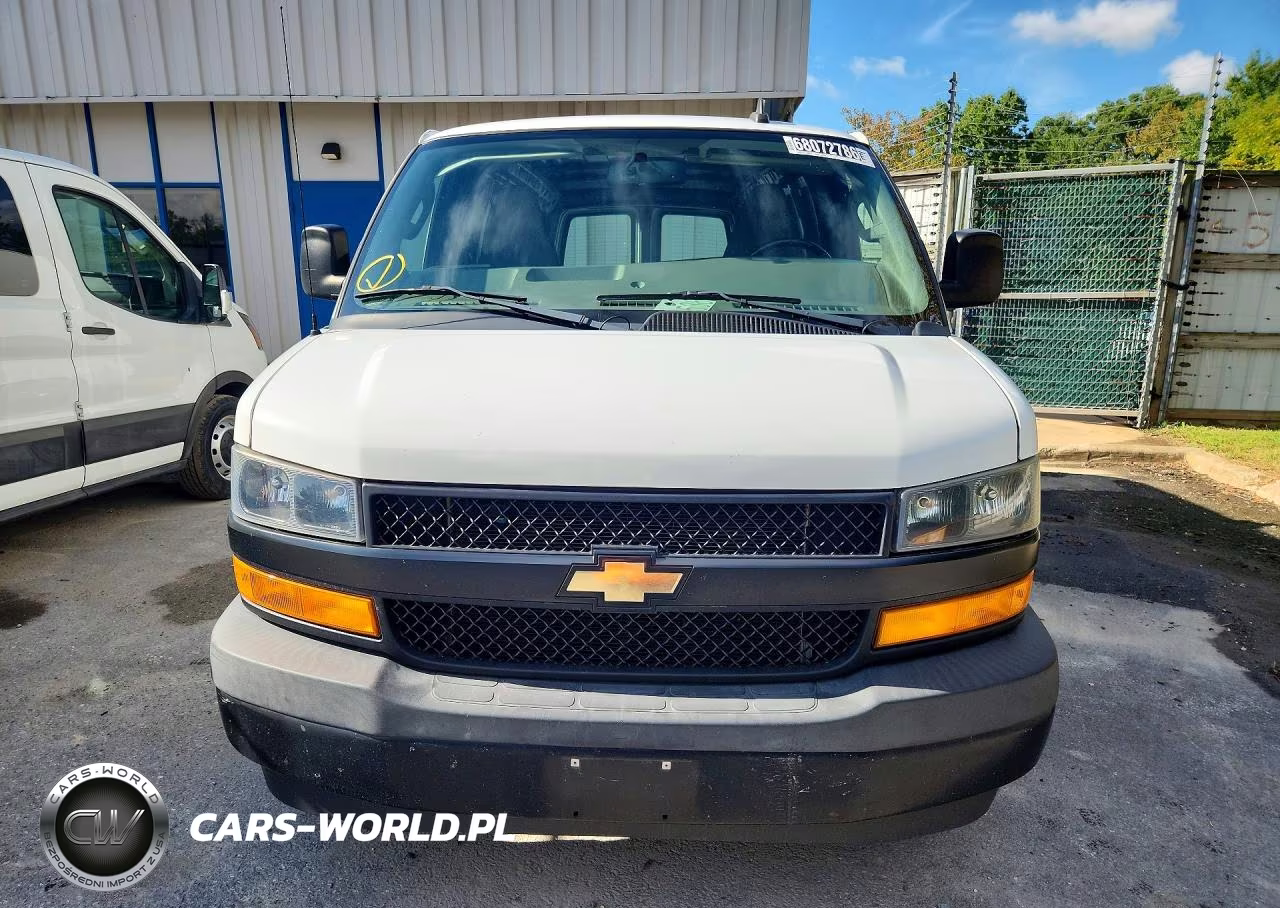 2019 Chevrolet Express G2500 VIN:1GCWGAFP3K1361090 - 5