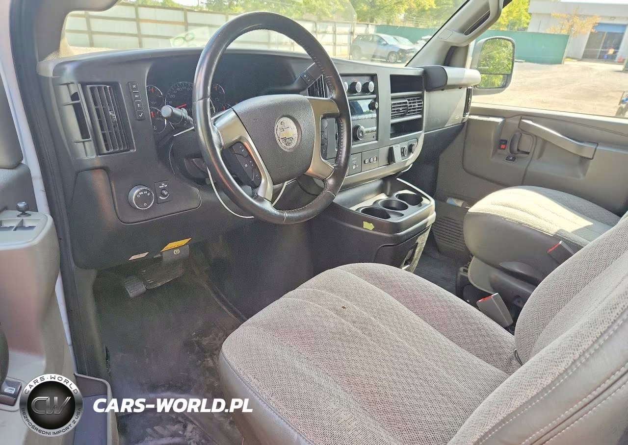 2019 Chevrolet Express G2500 VIN:1GCWGAFP3K1361090 - 8
