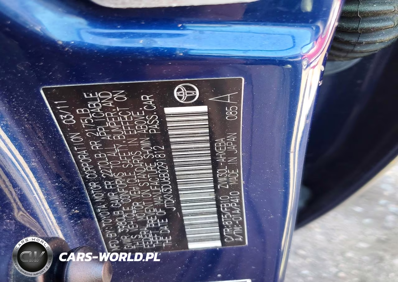 2011 Toyota Prius Two VIN:JTDKN3DU6B0291812 - 12