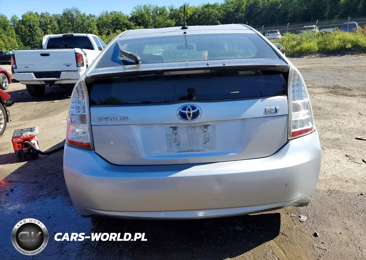 2011 Toyota Prius Two VIN:JTDKN3DU6B0291812 - 6