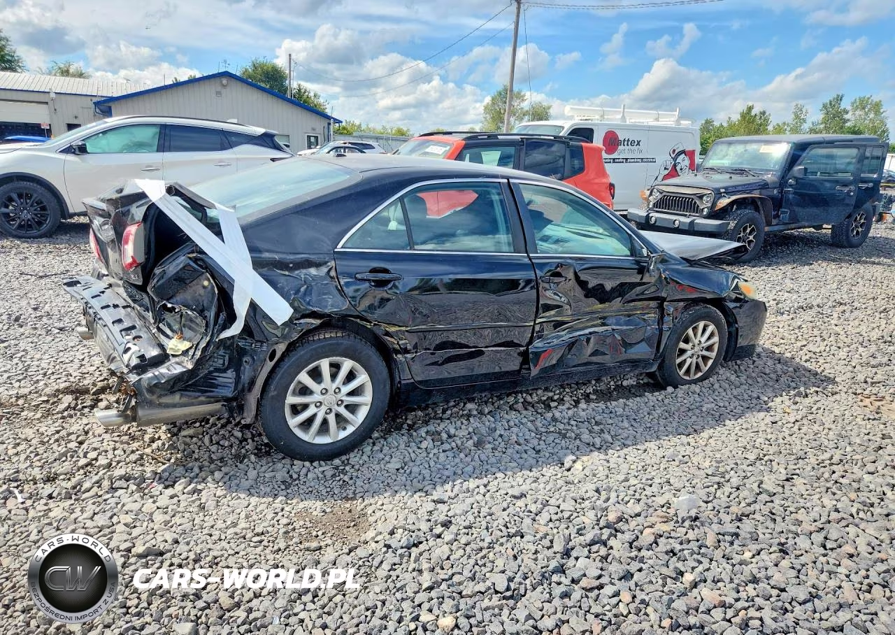 2011 Toyota Camry Le VIN:4T1BK3EK9BU118165 - 3