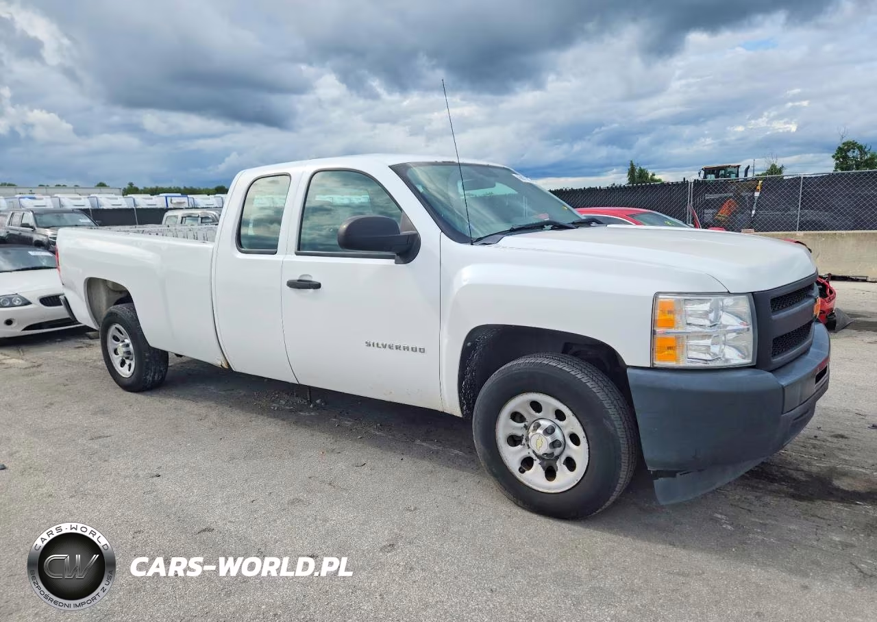 2012 Chevrolet Silverado C1500 VIN:1GCRCPE08CZ107703 - 4