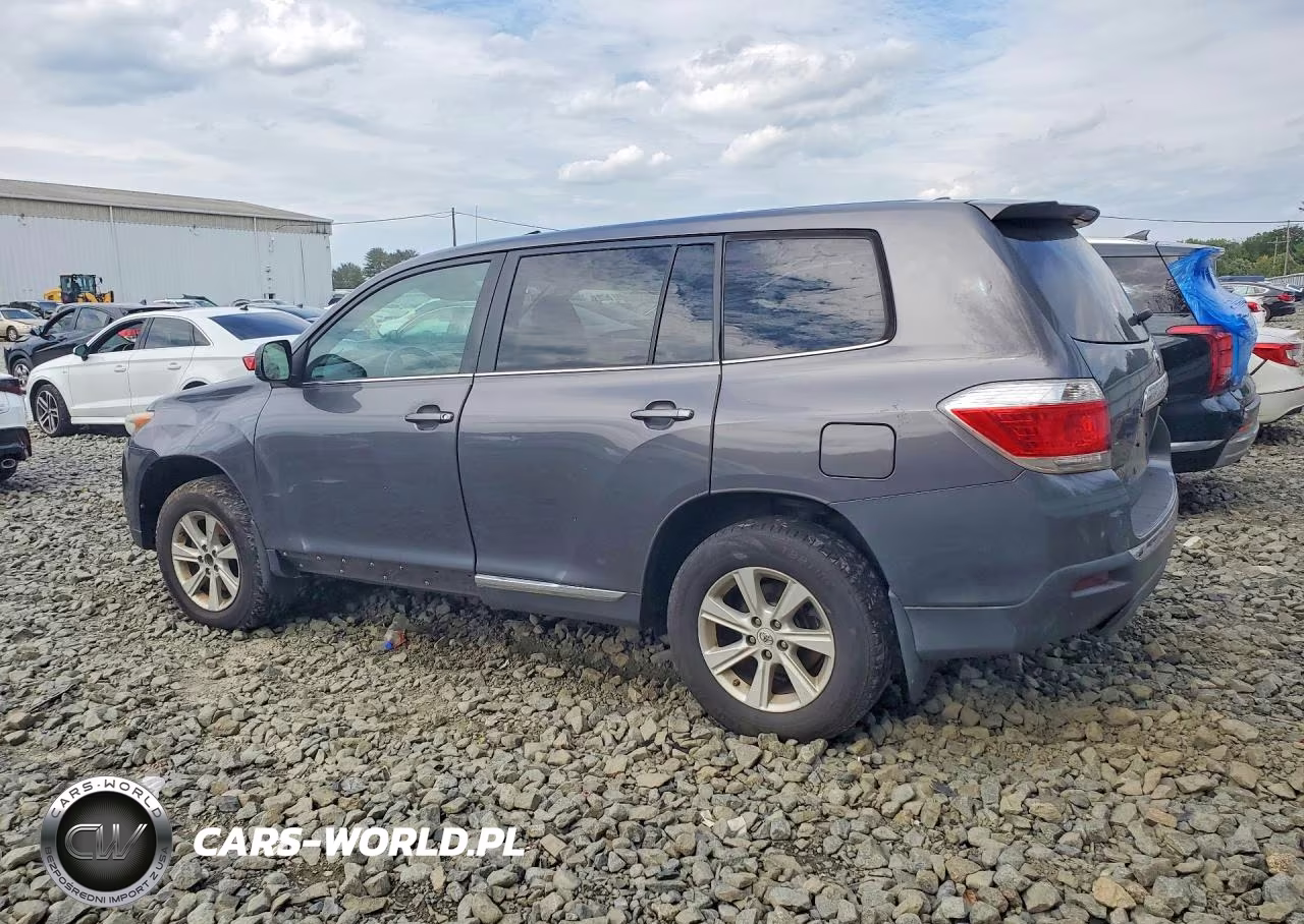 2012 Toyota Highlander Base VIN:5TDBK3EH1CS133435 - 2