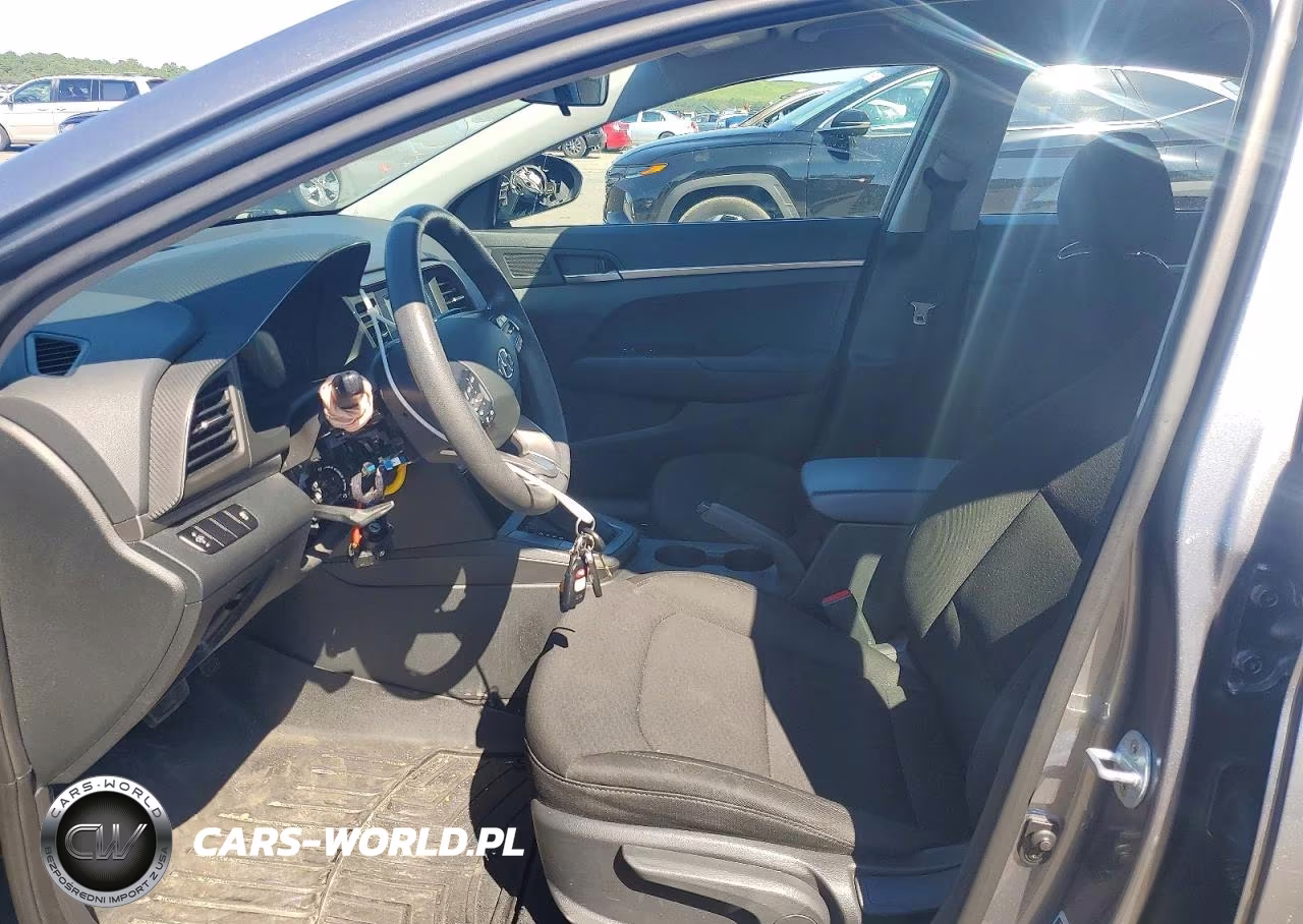 2019 Hyundai Elantra Se VIN:5NPD74LF5KH434540 - 7