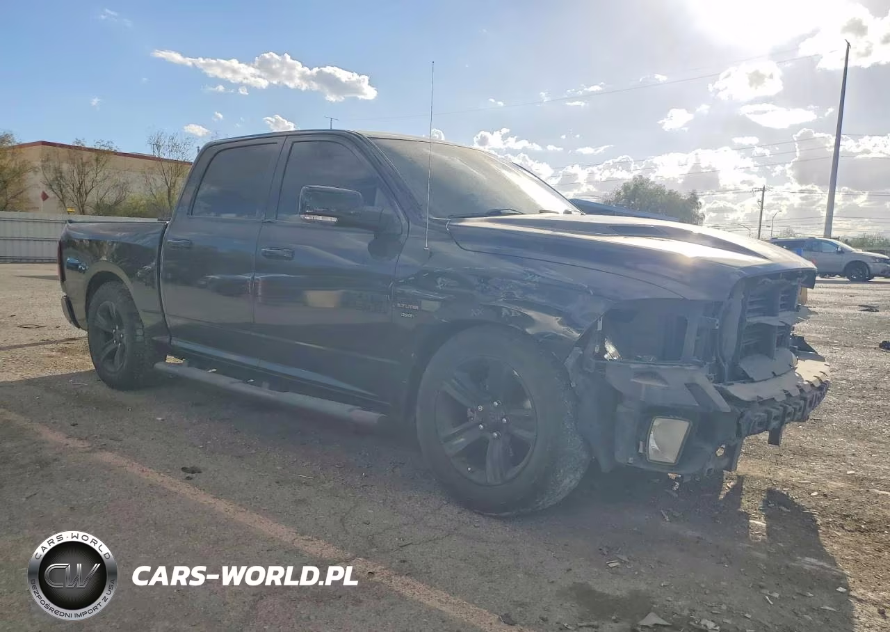 2017 Ram 1500 Sport VIN:1C6RR7MT5HS572649 - 4