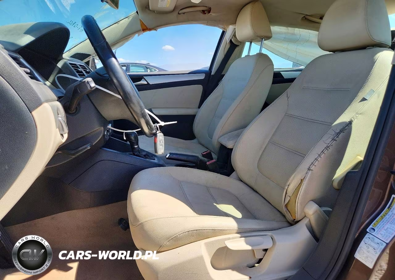2012 Volkswagen Jetta Tdi VIN:3VWLL7AJ4CM371911 - 7
