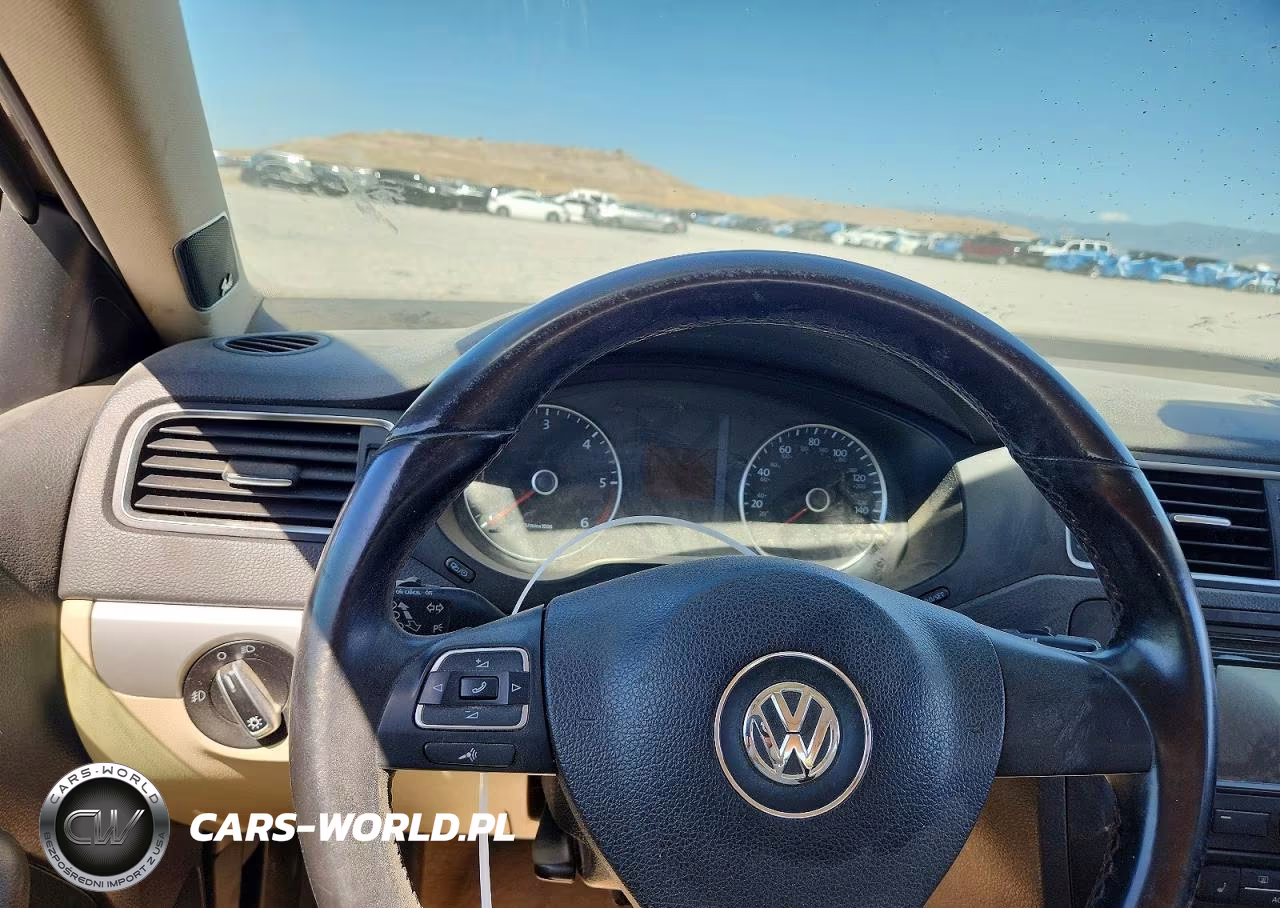 2012 Volkswagen Jetta Tdi VIN:3VWLL7AJ4CM371911 - 9