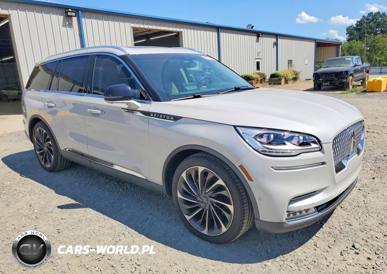 2024 Lincoln Aviator Reserve VIN:5LM5J7XC4RGL00391 - 4