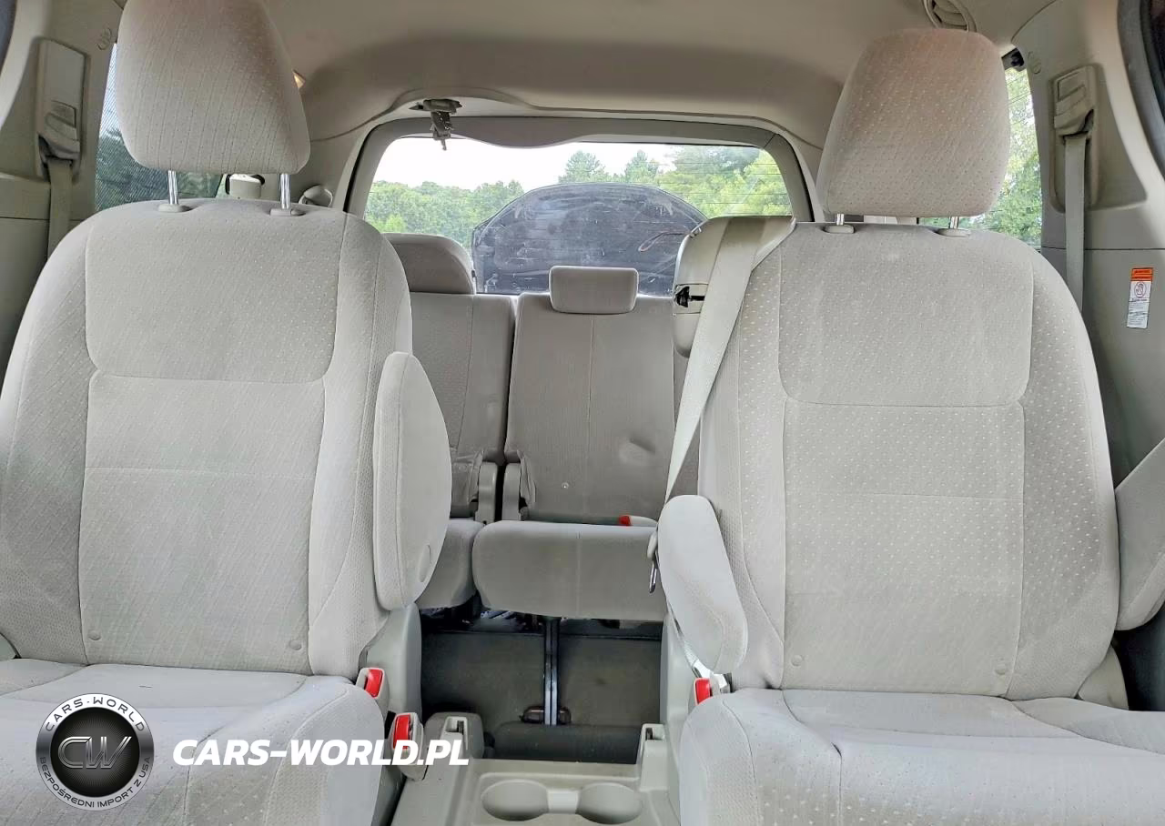 2015 Toyota Sienna Le VIN:5TDKK3DC5FS653387 - 10