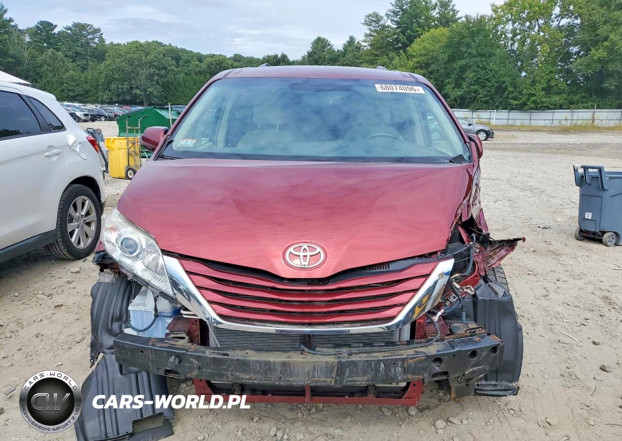 2015 Toyota Sienna Le VIN:5TDKK3DC5FS653387 - 5