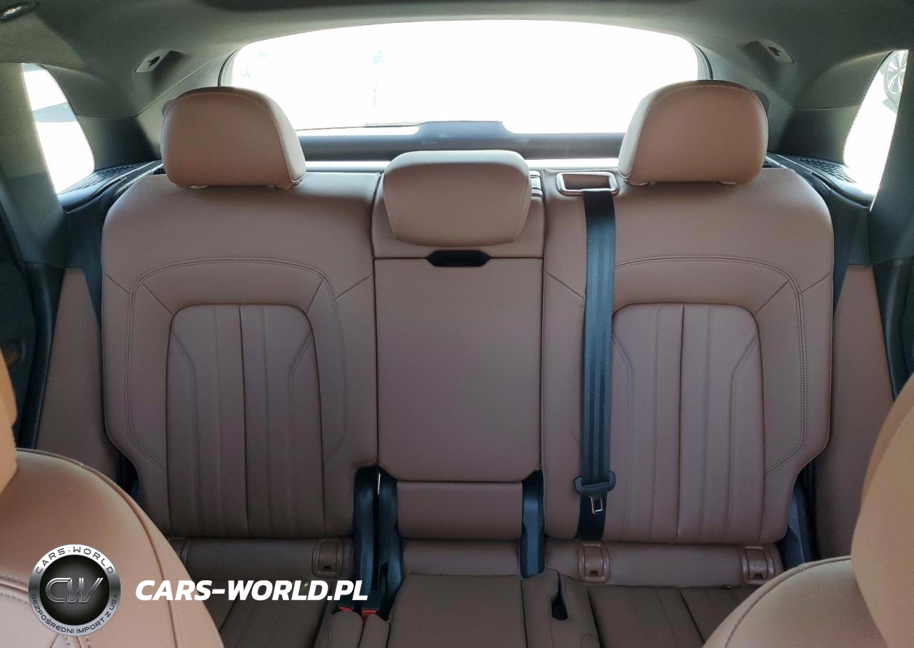 2023 Audi Q5 Premium Plus 40 VIN:WA1BBAFY2P2084790 - 10