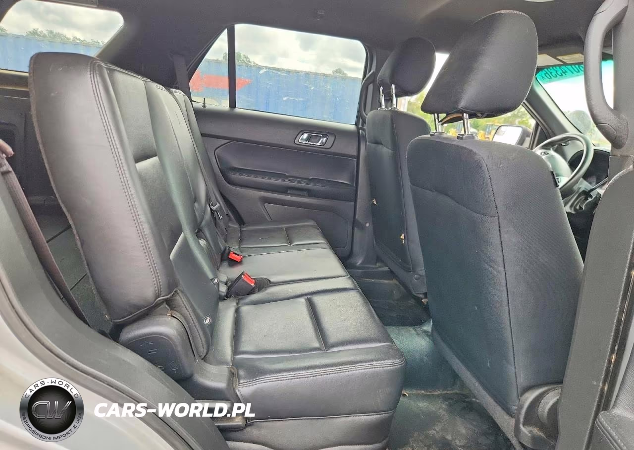 2014 Ford Explorer Police Interceptor VIN:1FM5K8AR0EGA70622 - 11