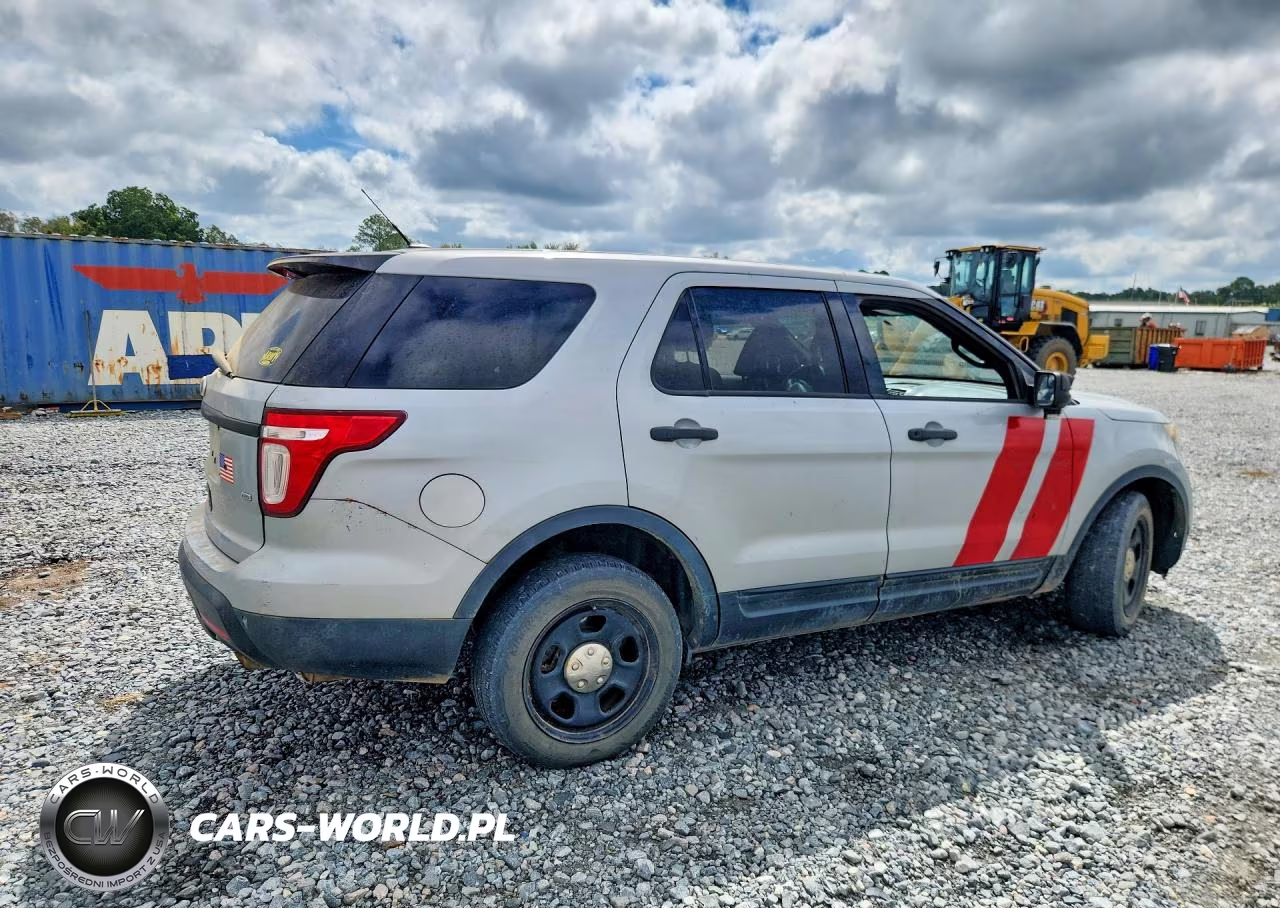 2014 Ford Explorer Police Interceptor VIN:1FM5K8AR0EGA70622 - 3