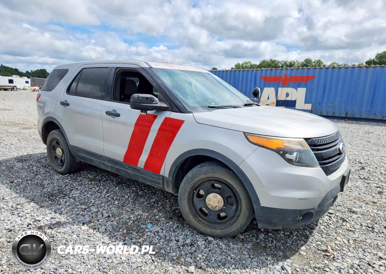 2014 Ford Explorer Police Interceptor VIN:1FM5K8AR0EGA70622 - 4