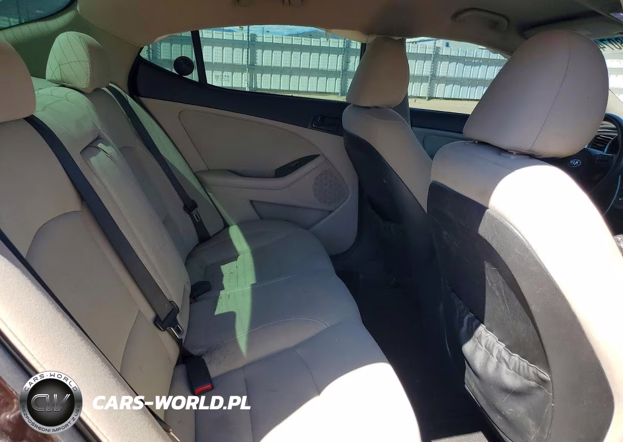 2015 Kia Optima Lx VIN:5XXGM4A74FG452174 - 10