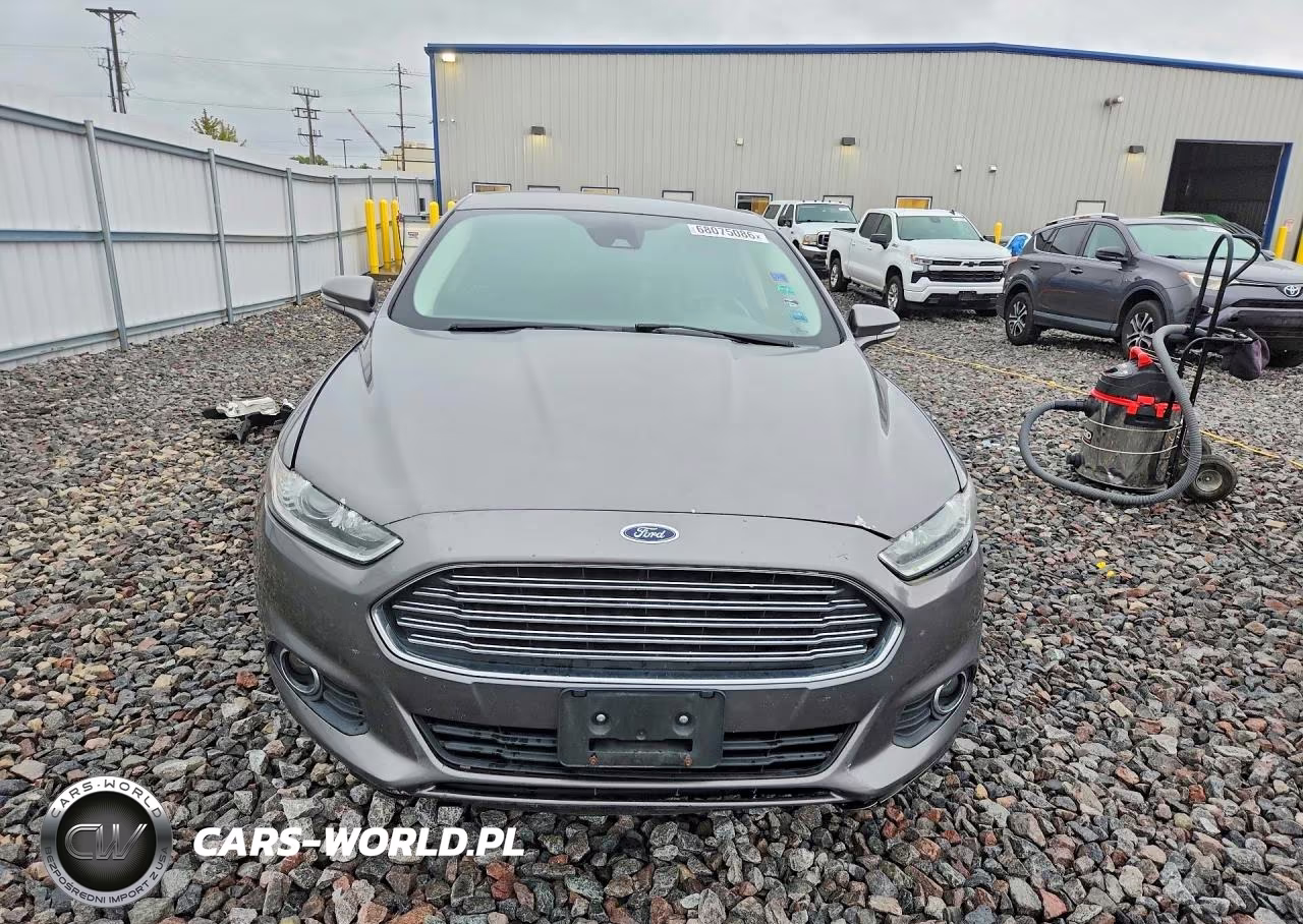 2014 Ford Fusion Se Phev VIN:3FA6P0PU0ER335304 - 5