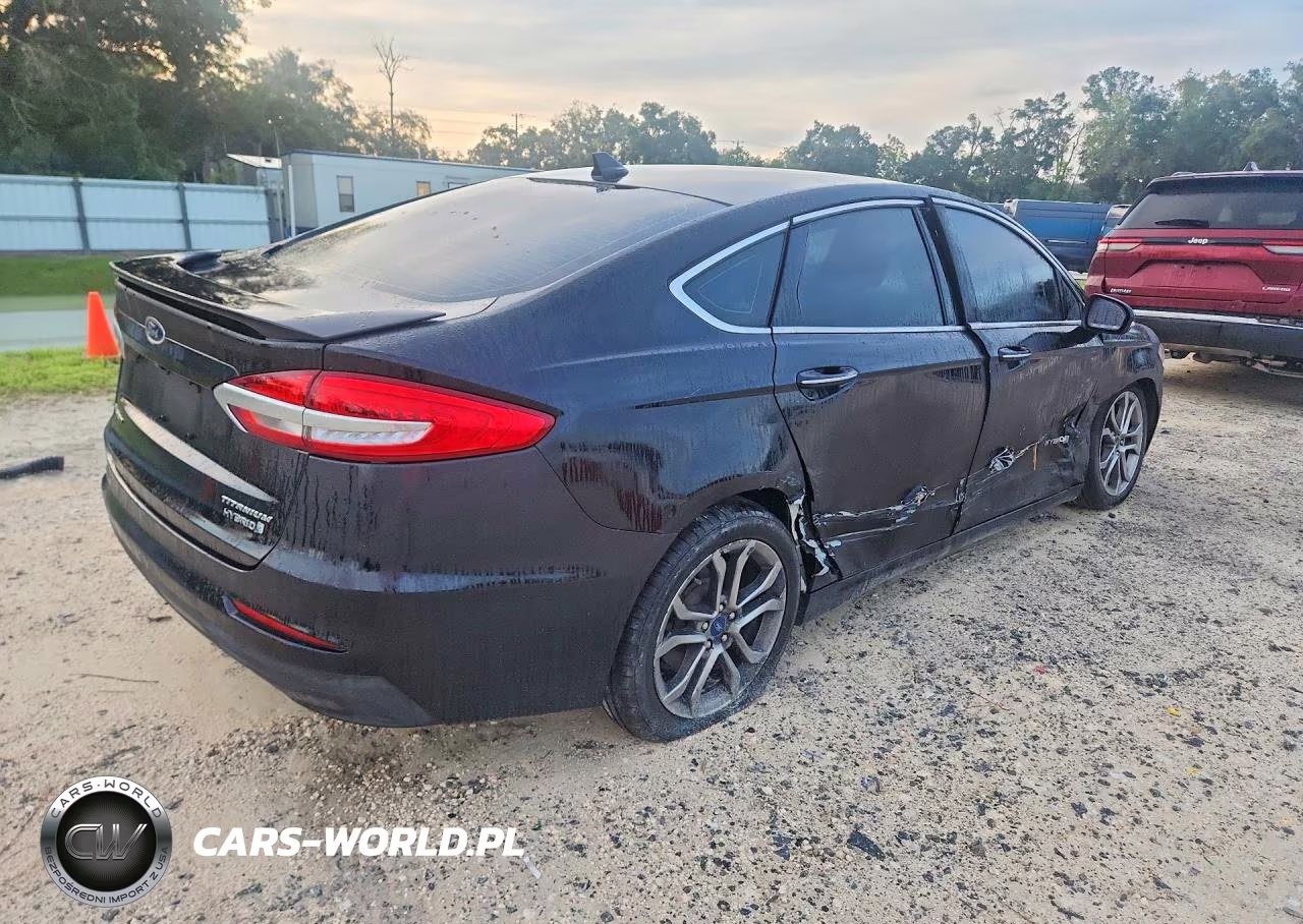 2019 Ford Fusion Titanium VIN:3FA6P0RU6KR110653 - 3