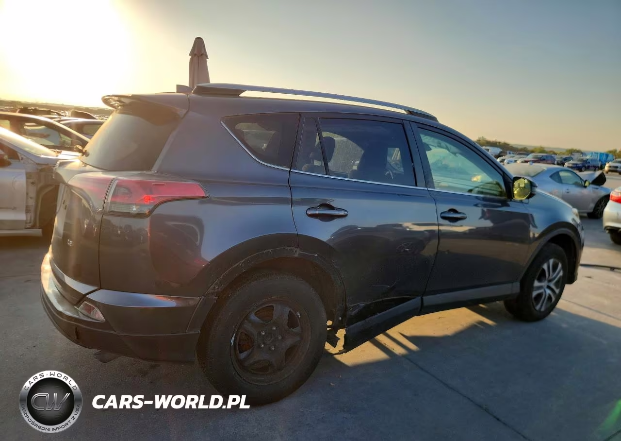 2018 Toyota Rav4 Le VIN:JTMZFREV2JD129768 - 3