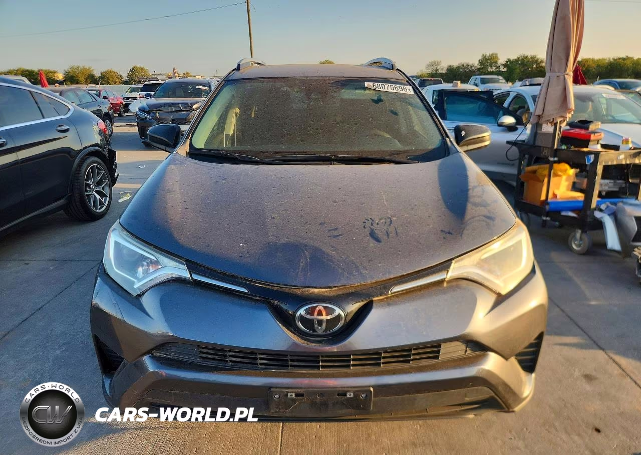 2018 Toyota Rav4 Le VIN:JTMZFREV2JD129768 - 5