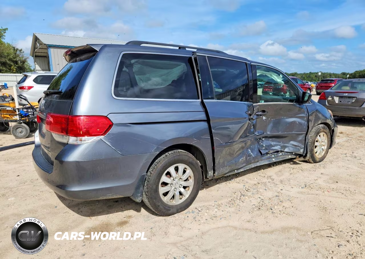 2010 Honda Odyssey Exl VIN:5FNRL3H70AB093641 - 3