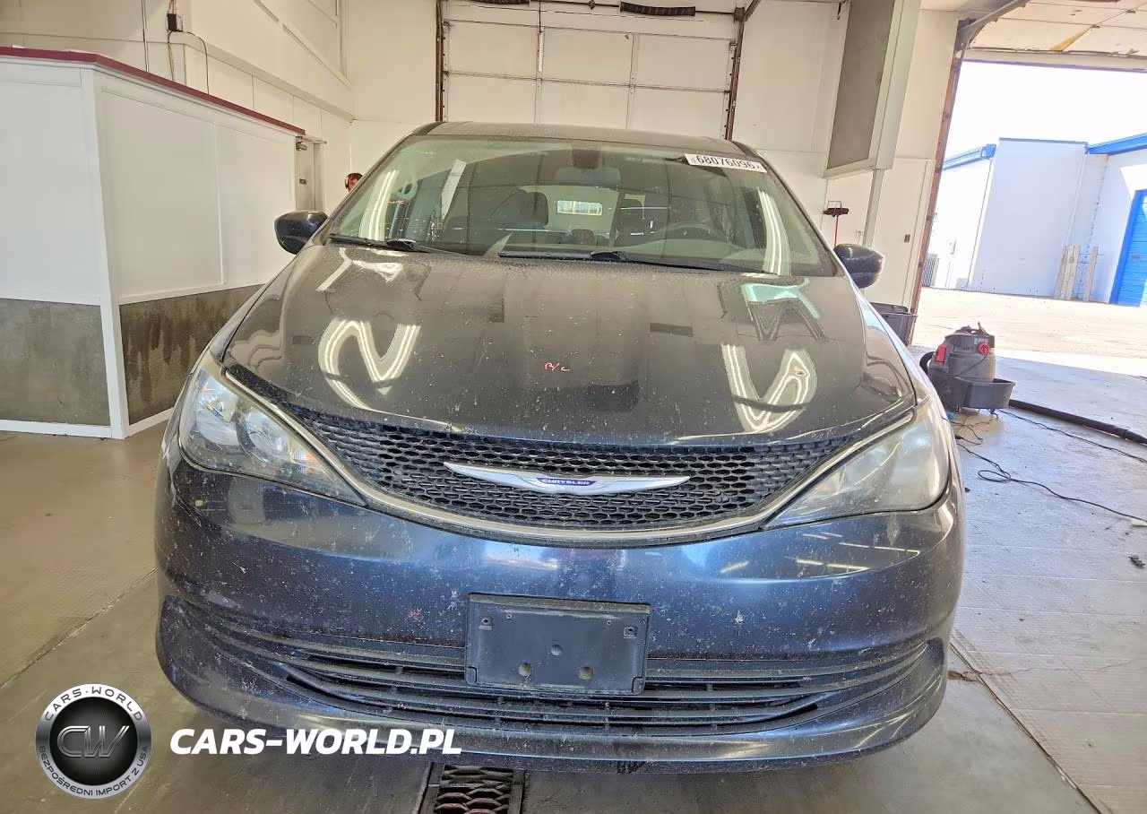 2019 Chrysler Pacifica Lx VIN:2C4RC1CG1KR698320 - 5