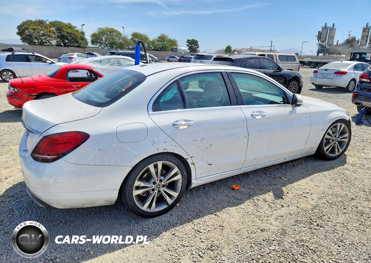 2019 Mercedes-Benz C 300 VIN:55SWF8DB6KU283722 - 3