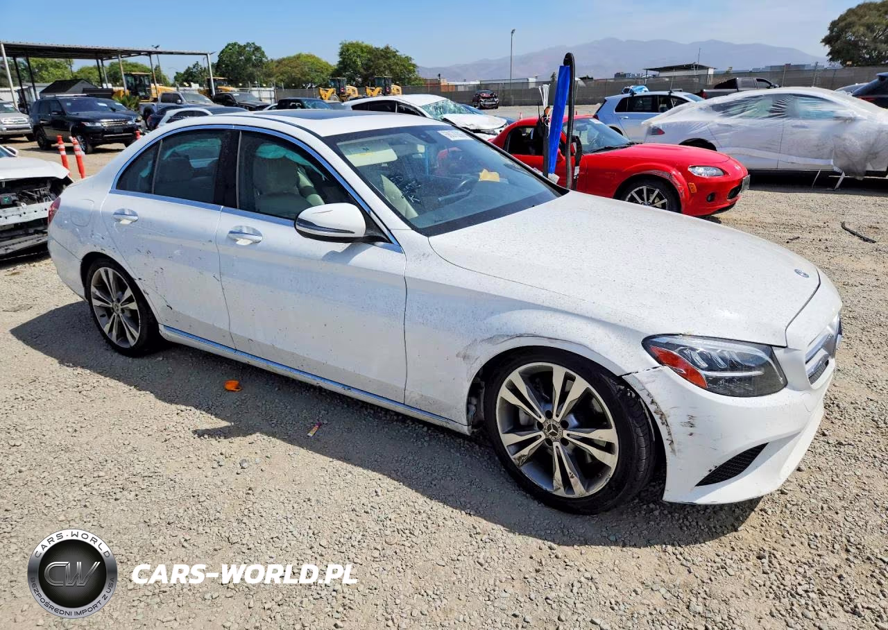 2019 Mercedes-Benz C 300 VIN:55SWF8DB6KU283722 - 4
